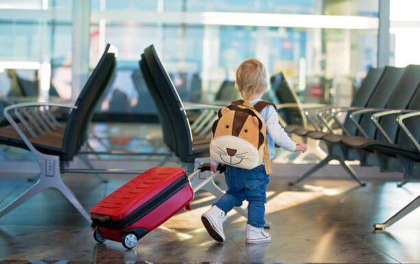 Tips y consejos para los niños y adolescentes que viajan sin sus padres en micros de larga distancia