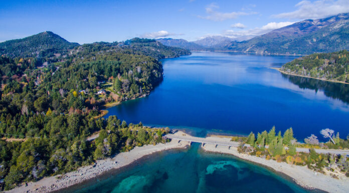 Los destinos con vista soñada que eligen los argentinos para recibir el 2026