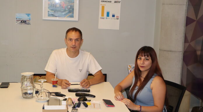 El intendente recibió a la hermana de Nadia Páez y se comprometió a colaborar en la búsqueda de datos sobre su paradero