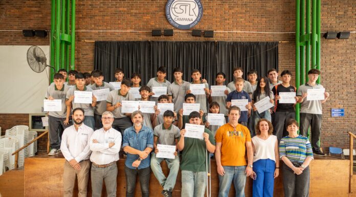 Tenaris y la Escuela Técnica Roberto Rocca certificaron a 65 estudiantes en automatización industrial