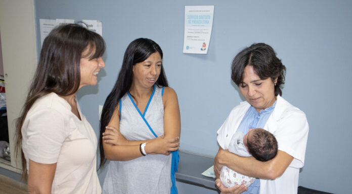 Elisa Abella le dio la bienvenida al primer bebé campanense del 2026