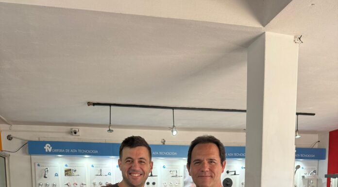 Octavio Chiche Lagar: “Sanitarios Bianchi es unaempresa familiar que acompaña el desarrollo de laciudad”