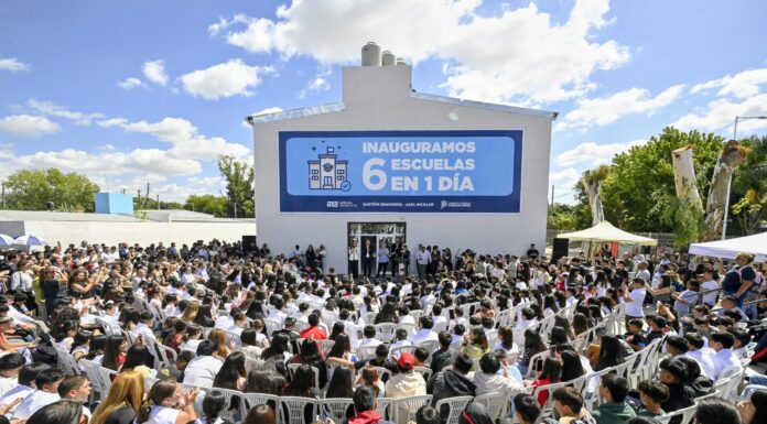 Kicillof inauguró 6 edificios educativos en un día