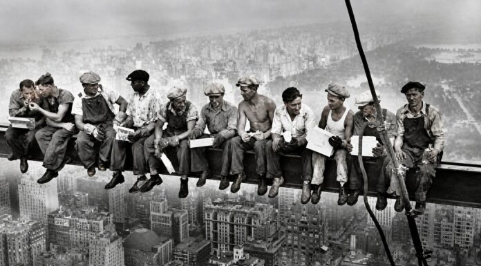 La historia detrás de la foto que se vuelve viral cada Día del Trabajador