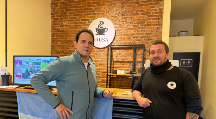 Octavio Chiche Lagar visitó Pausa Café